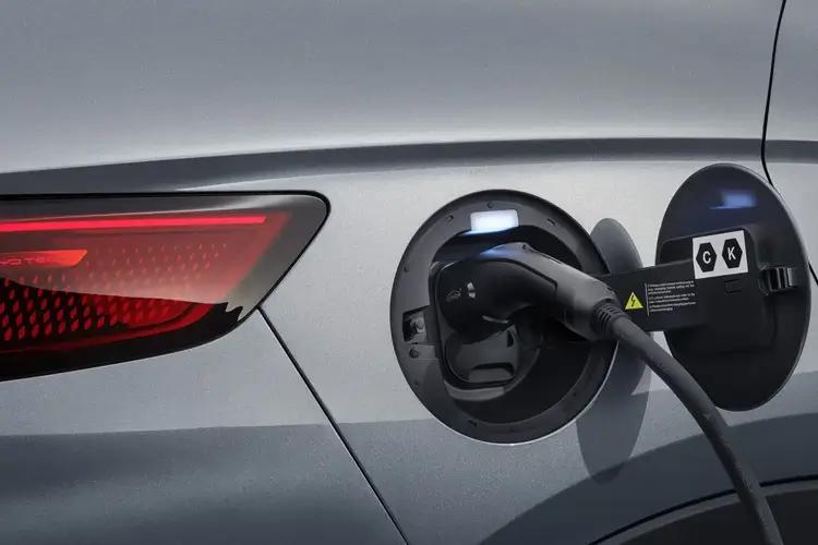 4043773 1.5 DM-i Boost 5dr Auto