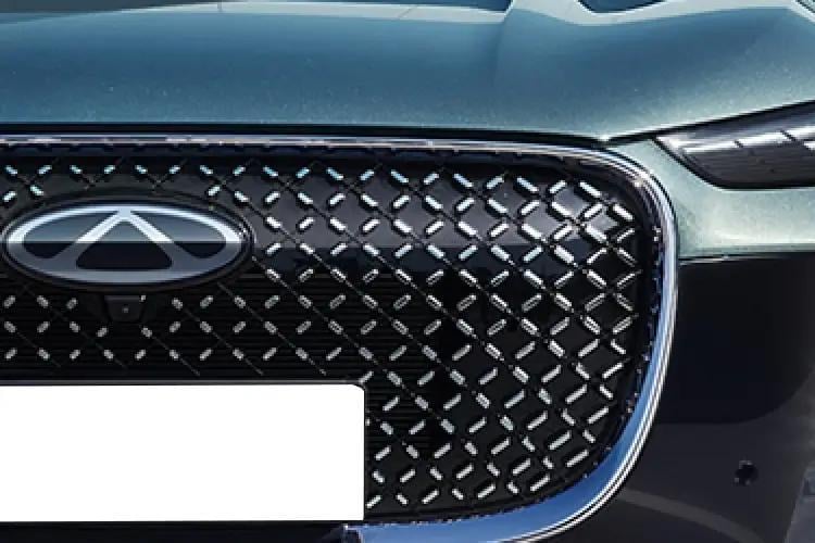 4050433 1.6T Aspire 5dr DCT