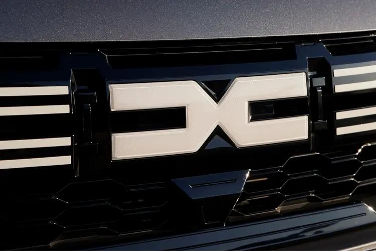 3733984 1.6 HEV Extreme 5dr Auto