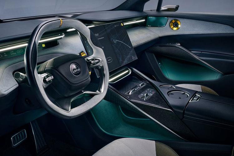 3954871 450kW 600 GT 112kWh 5dr Auto