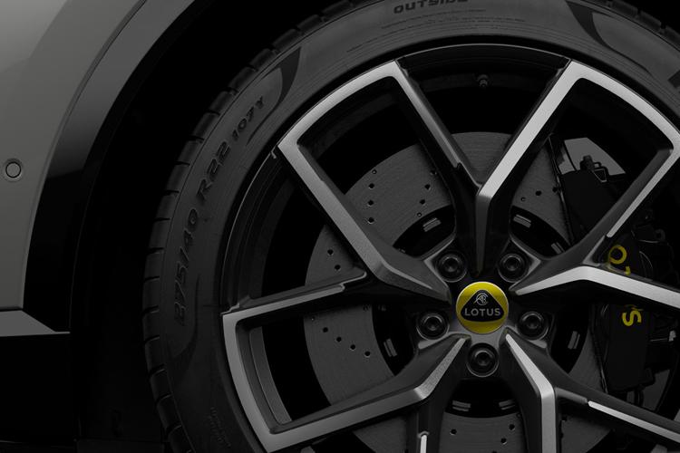 3954879 450kW S 112kWh 5dr Auto