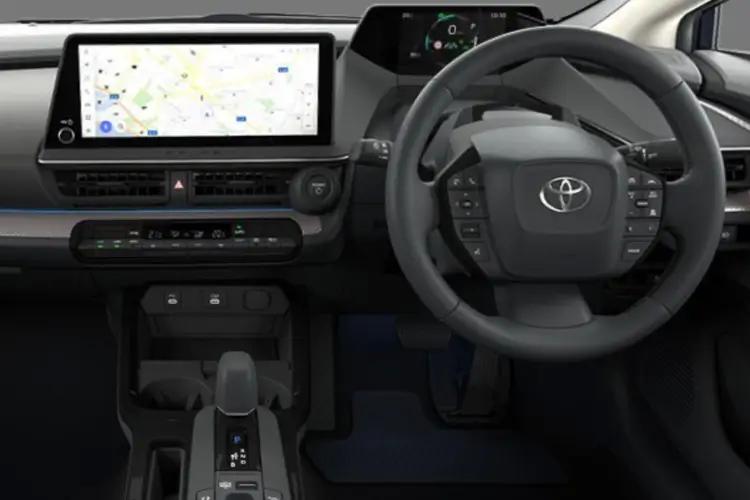 3815130 2.0 PHEV Design 5dr CVT