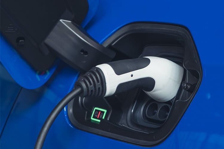 4061191 100kW Design 50kWh 5dr Auto