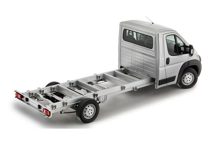 3942829 2.2 Multijet 140 Crew Cab Chassis