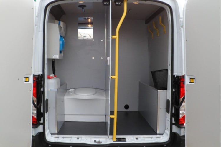 3923908 2.0 EcoBlue 130ps H2 Leader Double Cab Van [Nav]