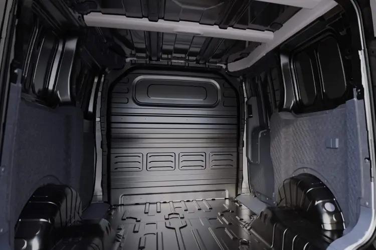 3961921 120kW Essential Long Range 71kWh Van Auto