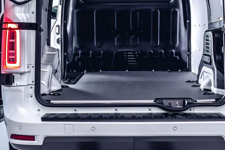 3979428 110kW 34.6kWh City Van Auto