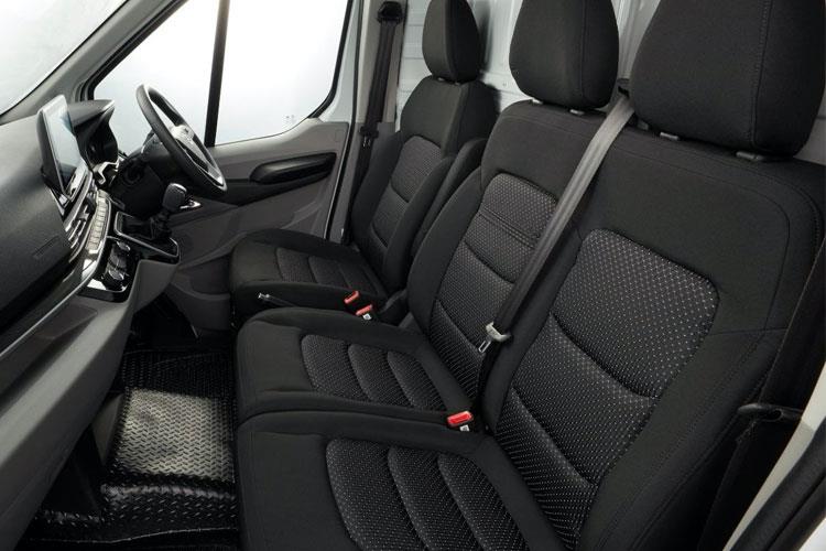 3943079 2.0 D20 150 Extra High Roof Van