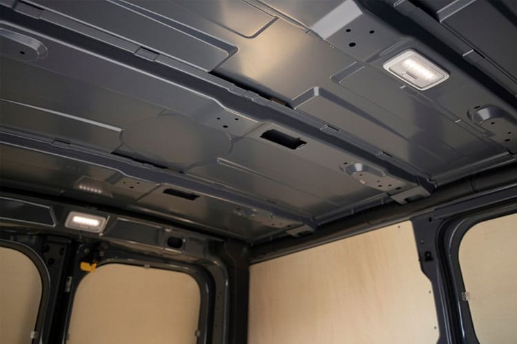3958099 LL30 Blue dCi 170 Extra Sport [Safety] Van EDC-9