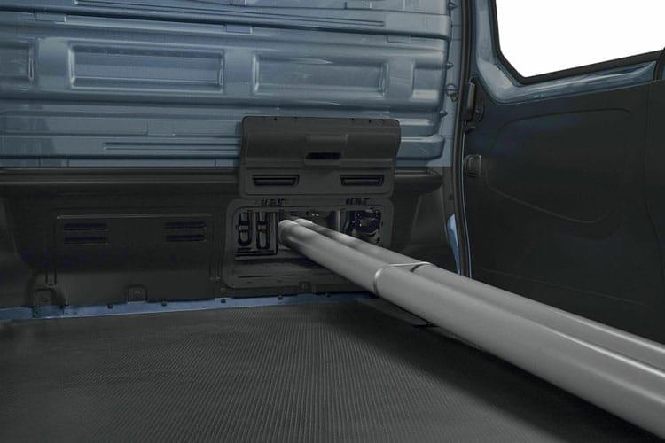 3735824 LL30 Blue dCi 170 Extra Sport[Safety] Crew Van EDC