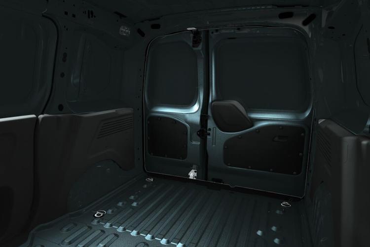 3781368 100kW Prime 50kWh H1 Crew Van Auto